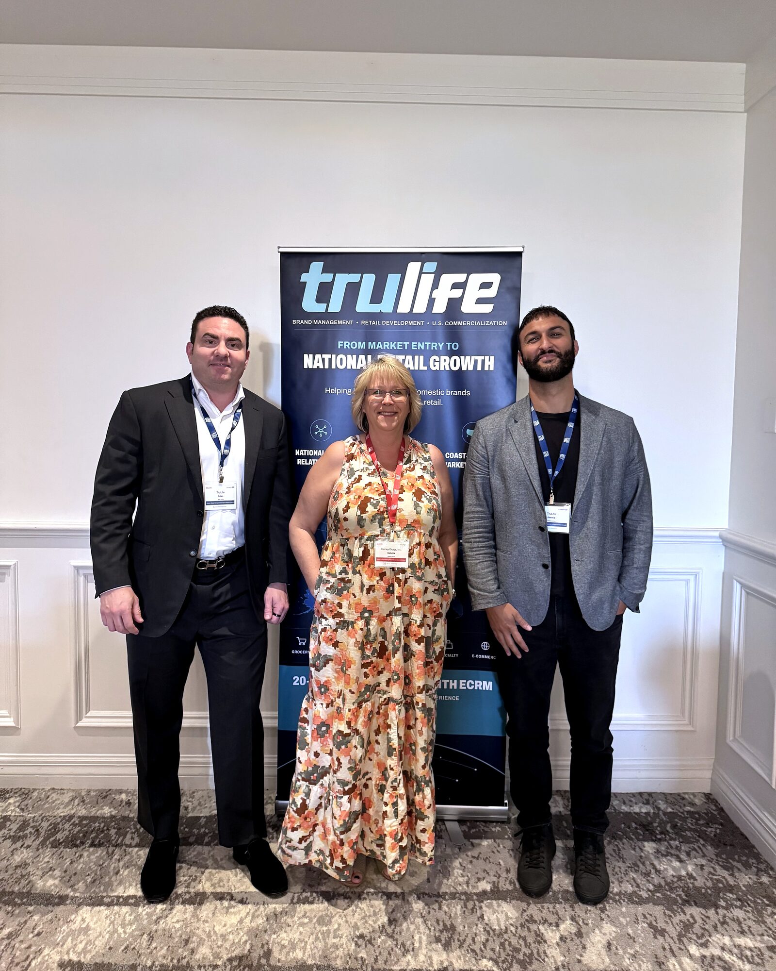 TruLife Distribution meeting with Kinney Drugs representatives at ECRM 2026.